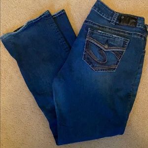 Women’s Silver Jeans. Suki. Slim boot.